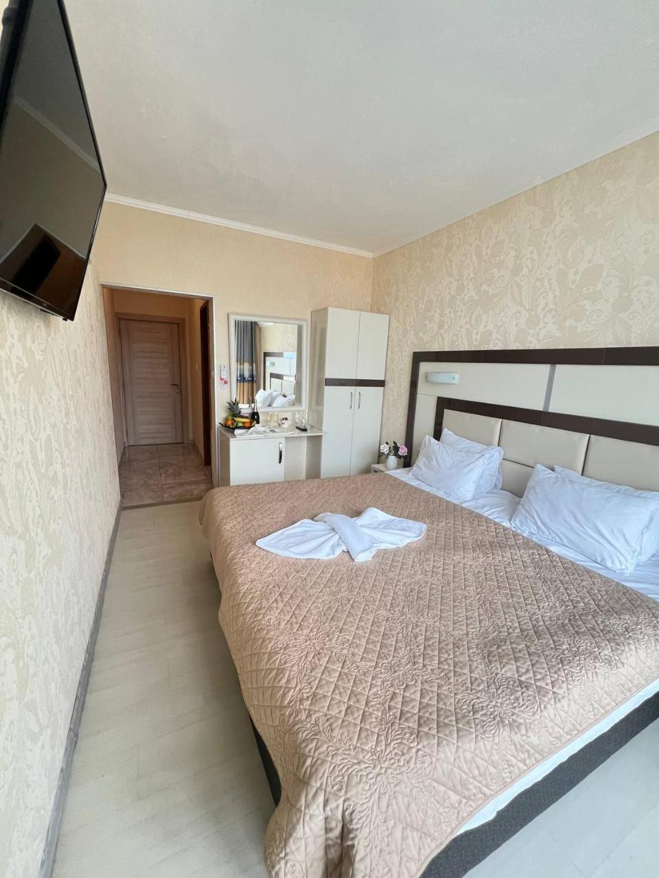Family Hotel Gallery Pantai Sunny Luaran gambar