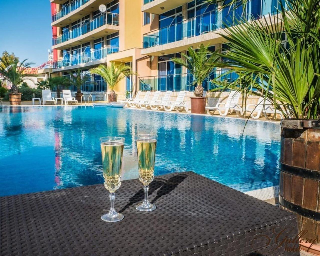 Family Hotel Gallery Pantai Sunny Luaran gambar